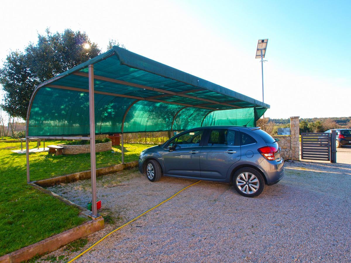 Iva 1534 Apartmán Pula