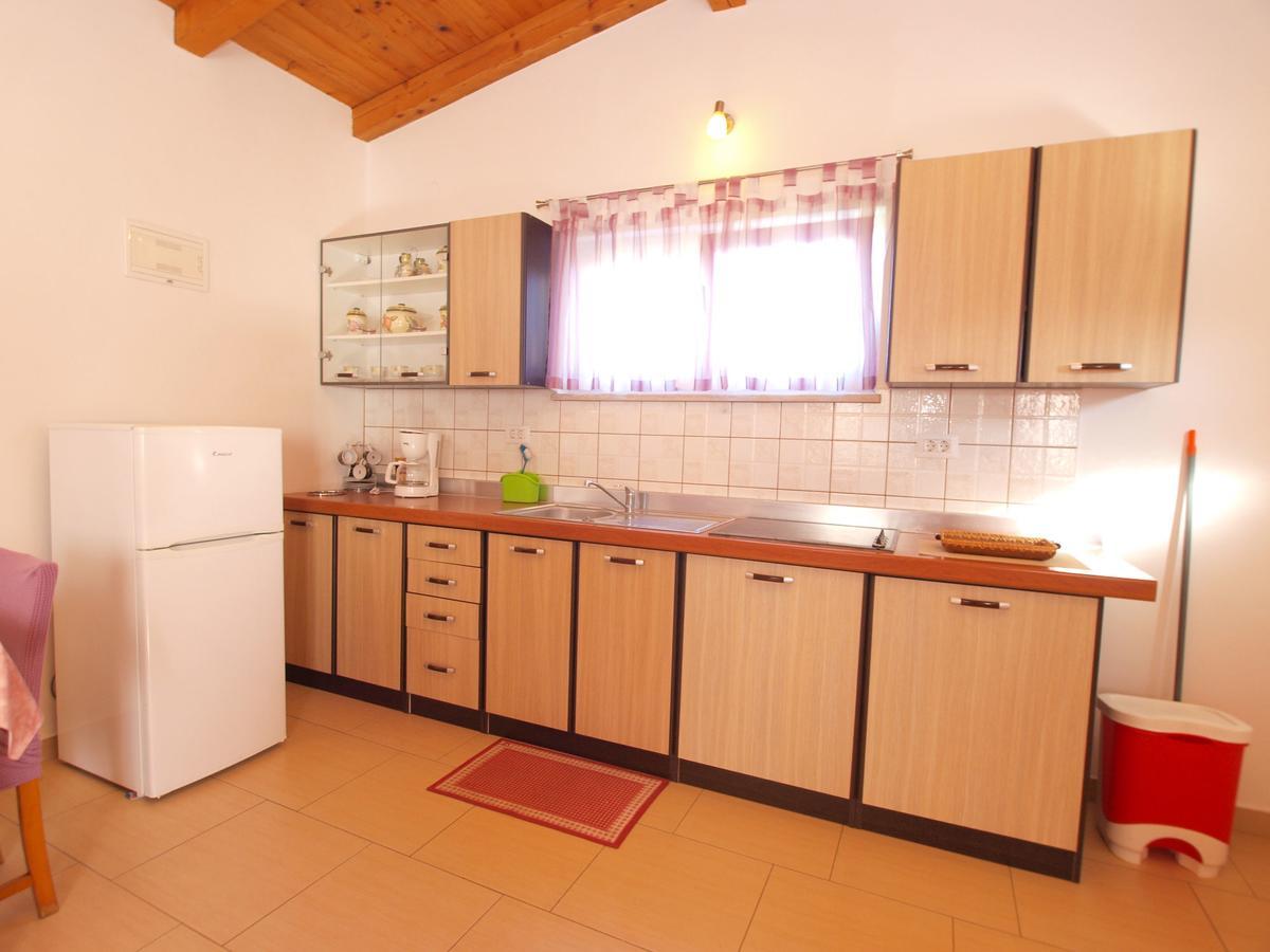 Iva 1534 Apartment Pula